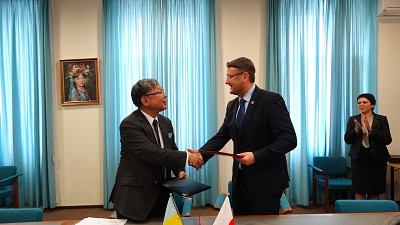 Kusanone grant signing ceremony