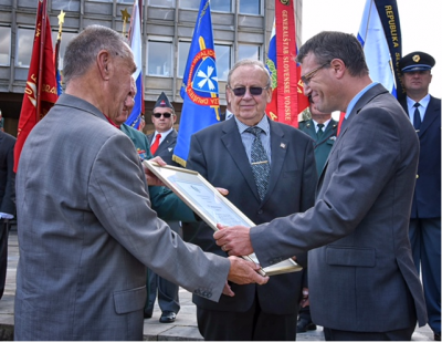 [Photo courtesy of BoBo]