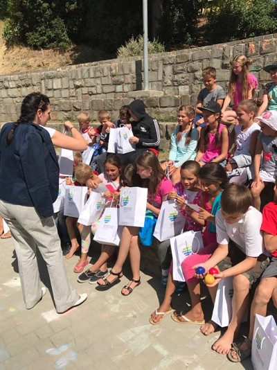 Presents being distributed to children by MFA Slovenia. 